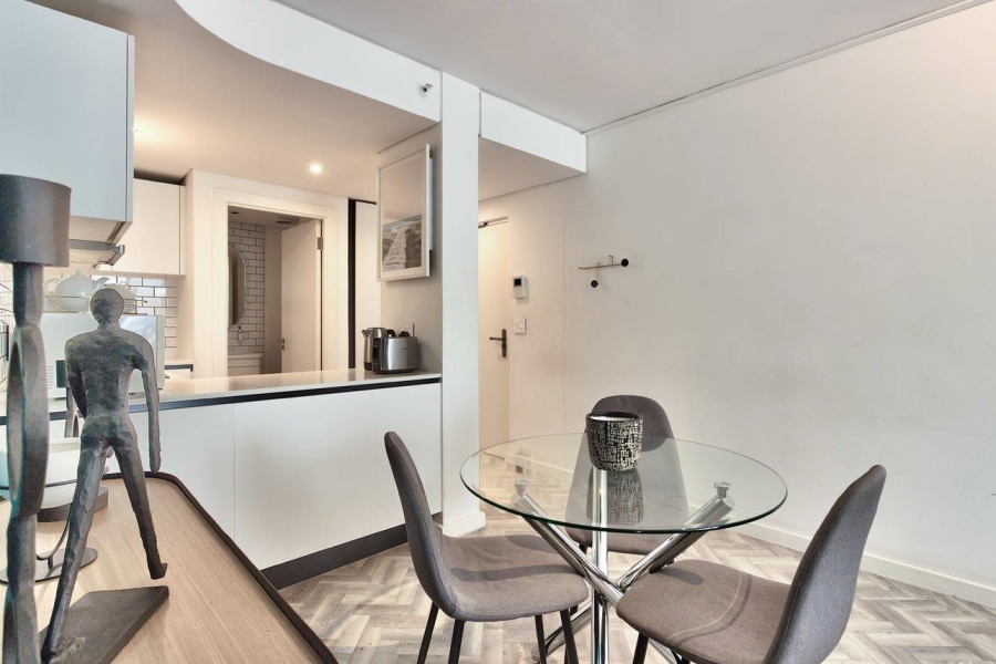 1 Bedroom Property for Sale in Cape Town City Centre Western Cape
